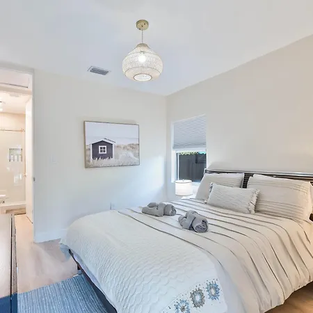 Casa Bellini Modern 3Br W Bbq -10 Mins To Beac Villa